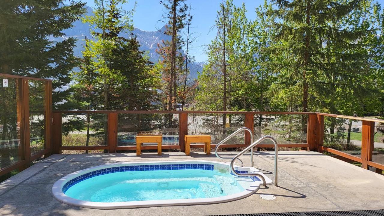 ⭐️ Luxury Mountain View Studio In Canmore ⭐️ Exterior foto